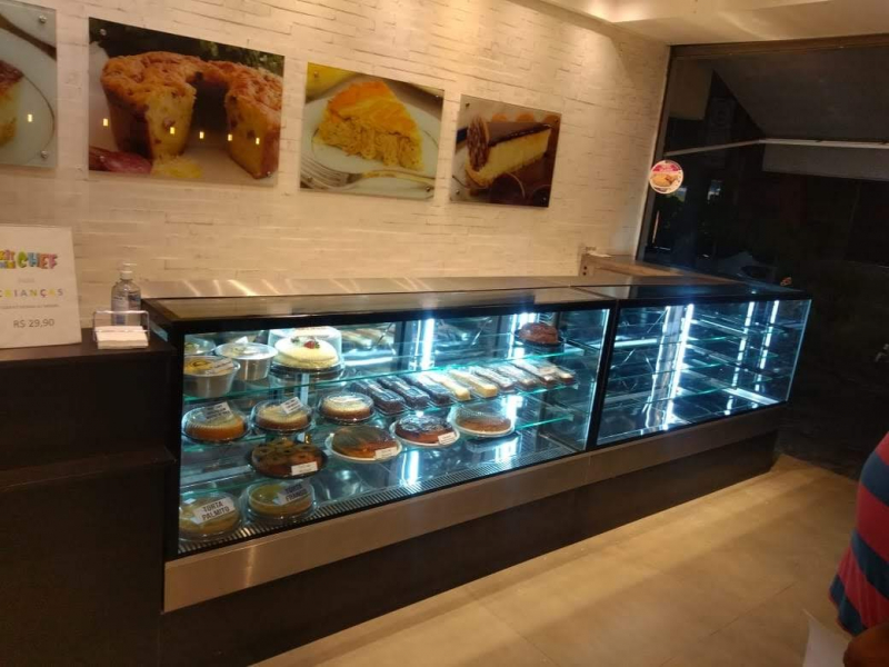 Onde Vende Vitrine de Doces Refrigerada Poá - Vitrine Fria para Bolos