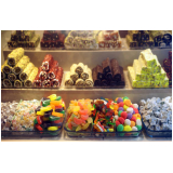 vitrine para doces refrigerada preço Salesópolis