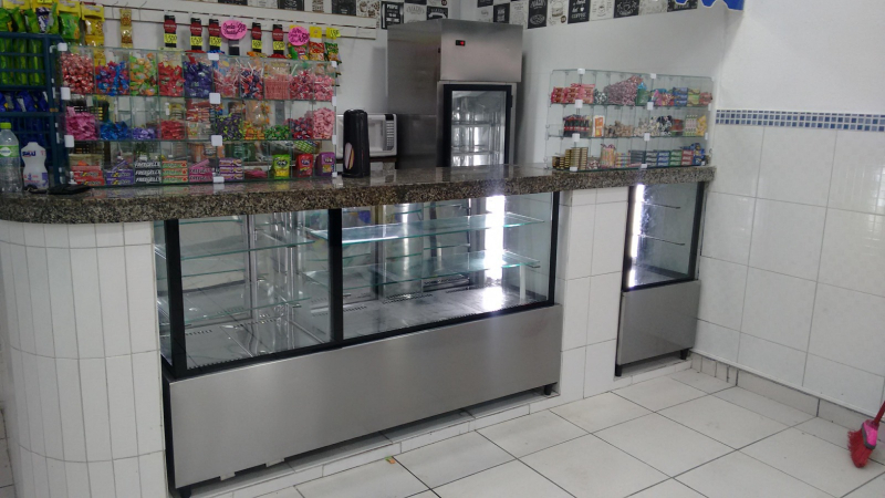 Vitrine de Vidro Refrigerado Louveira - Vitrine Refrigerada Horizontal